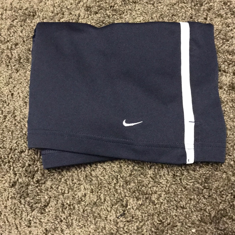 Black Nike Shorts!!! Size large!! Great condition